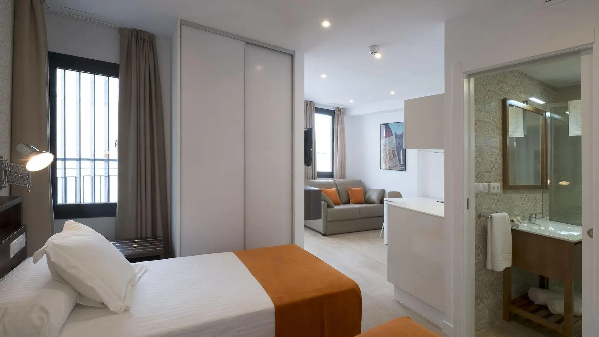 Apartamentos Maier Cadiz